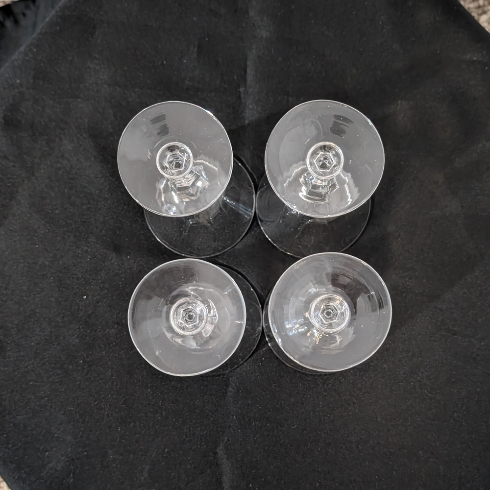 Vintage Unbranded Cordial Glasses Set Of 4 Clear Glass Liquors Cocktails‎ 4.25" - Picture 4 of 4